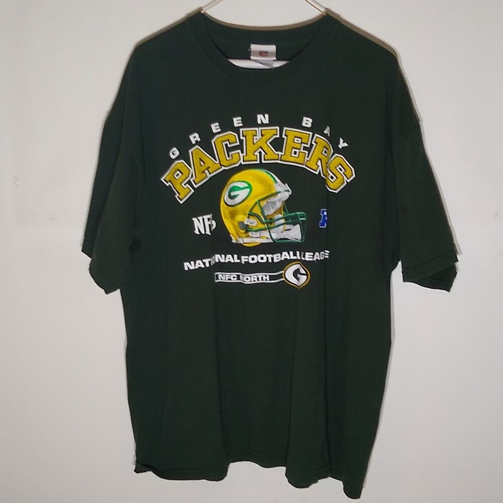 Green Bay Packer Men's Size XL t-shirt. Athleisure
